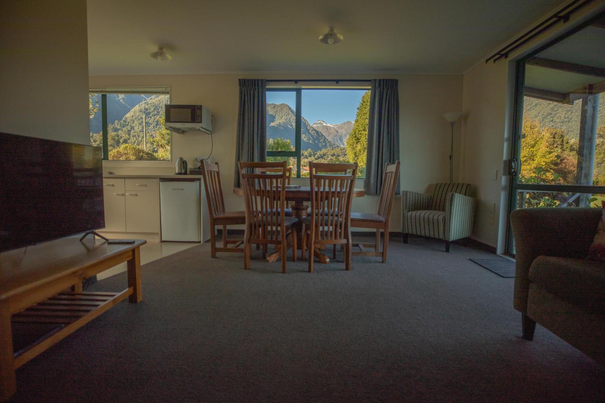 Rainforest Motel Fox Glacier Exterior foto